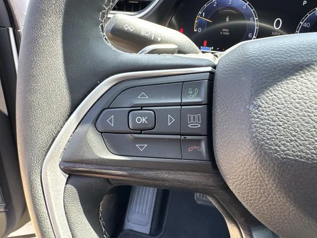Used 2025 White Jeep Limited image 28