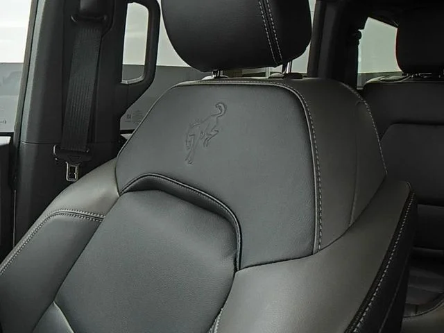 Used 2025 Beige Ford Outer Banks image 39