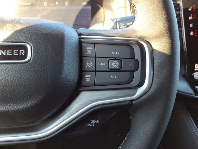 New 2026 High Gloss Black Exterior Paint Jeep Limited Altitude image 20