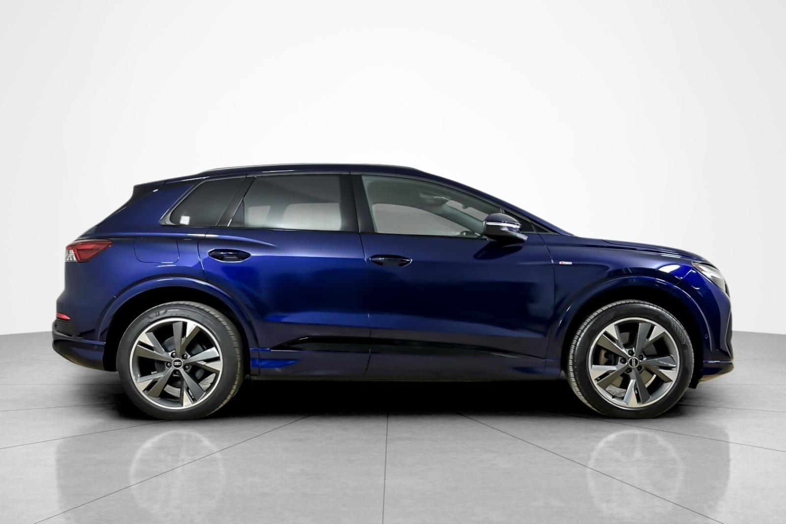 Certified Used 2023 Navarra Blue Metallic Audi Premium Plus 50 quattro image 6