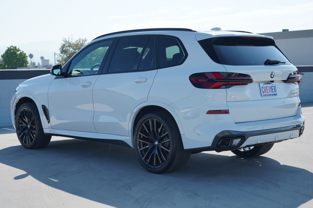 New 2026 Alpine White BMW sDrive40i image 9