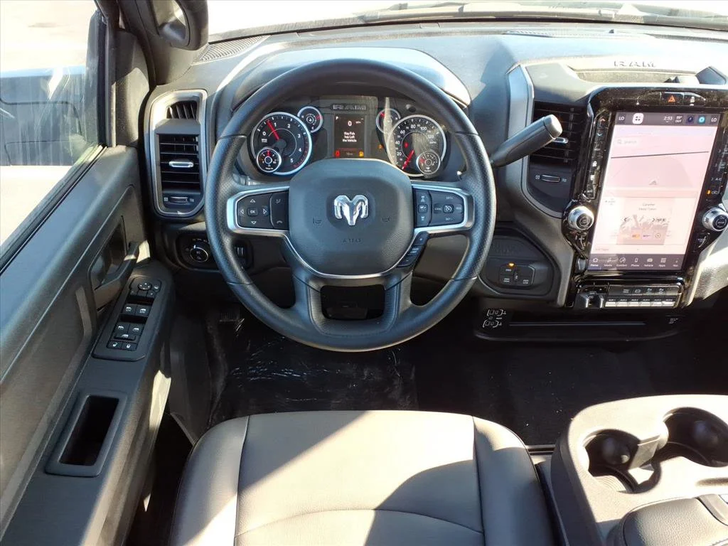 2026 RAM 3500 Tradesman - Photo 5