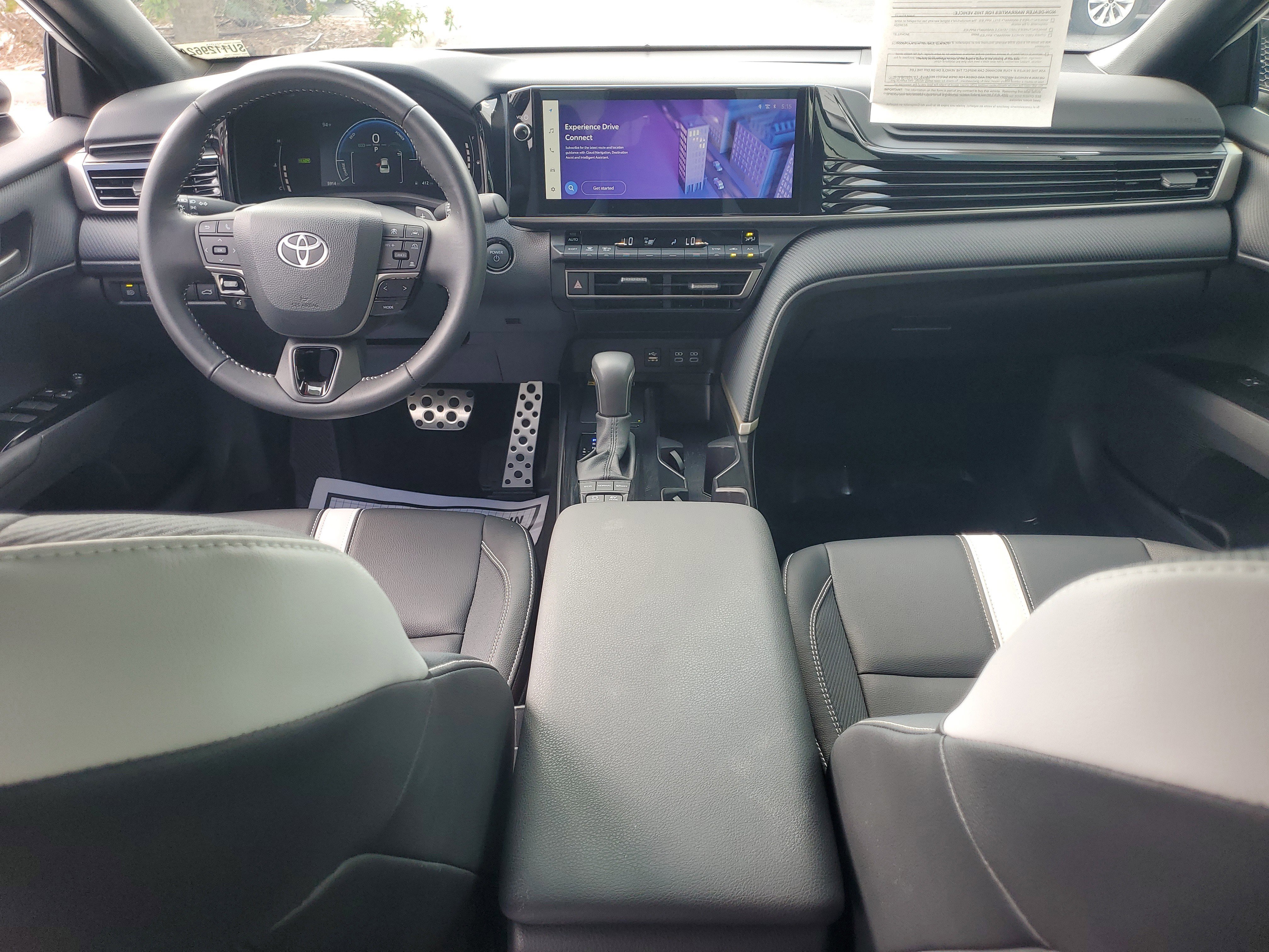 Used 2025 Ice Cap Toyota SE image 16