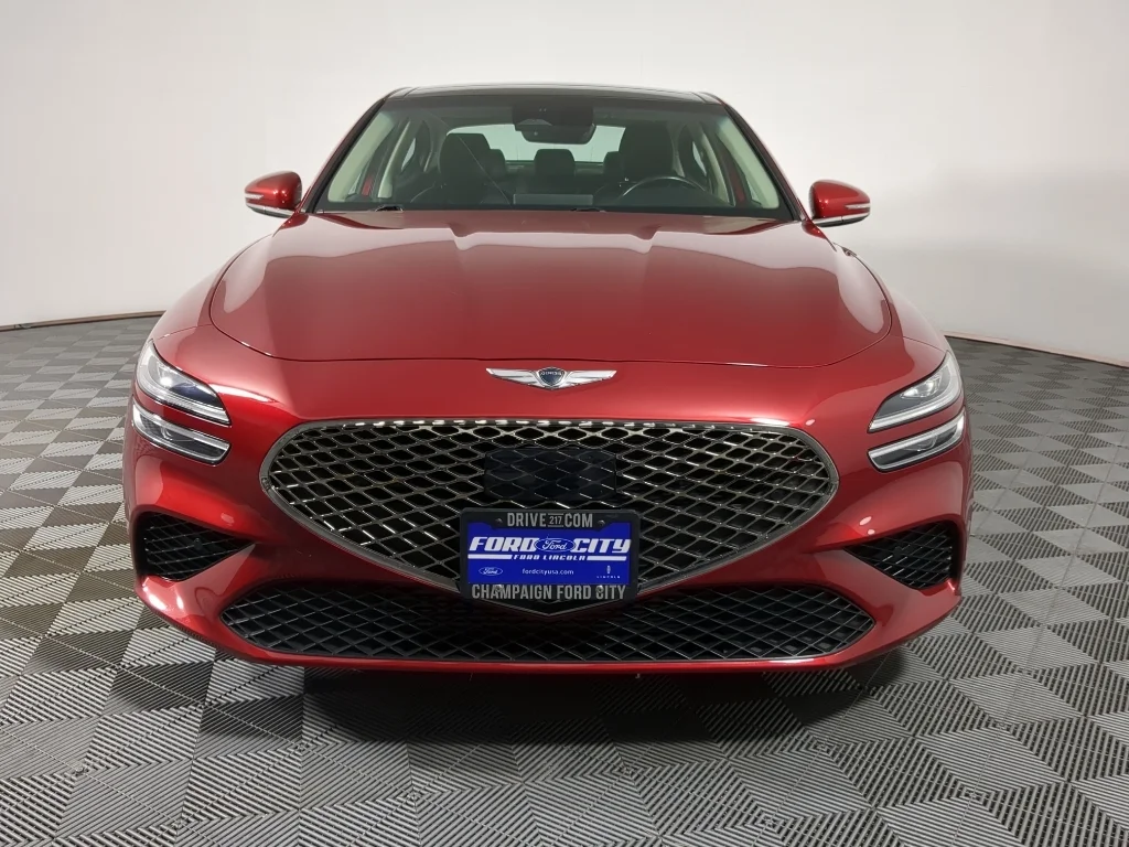 Used 2022 Red Genesis 2.0T image 3