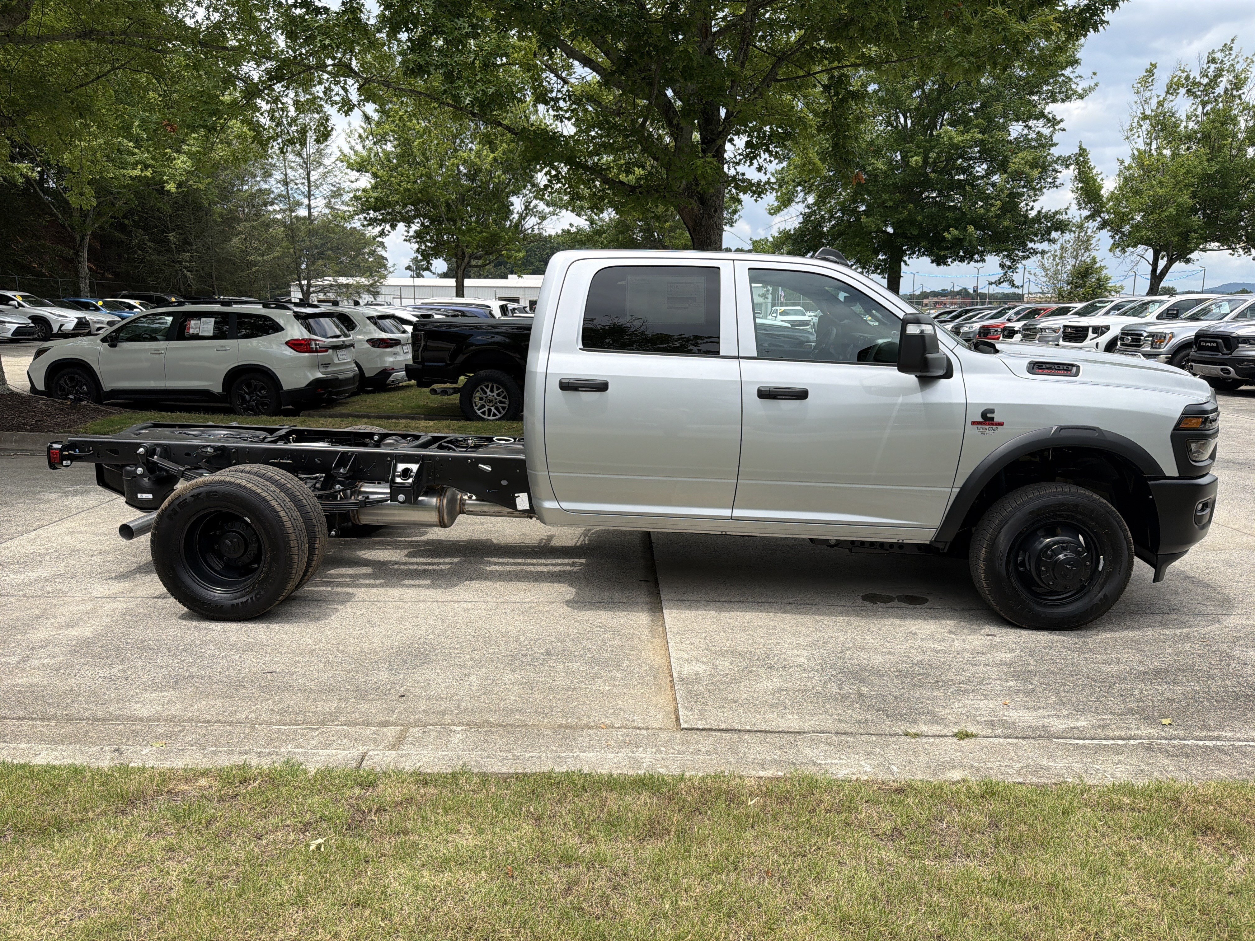 New 2026 Silver Zynith RAM Tradesman image 8