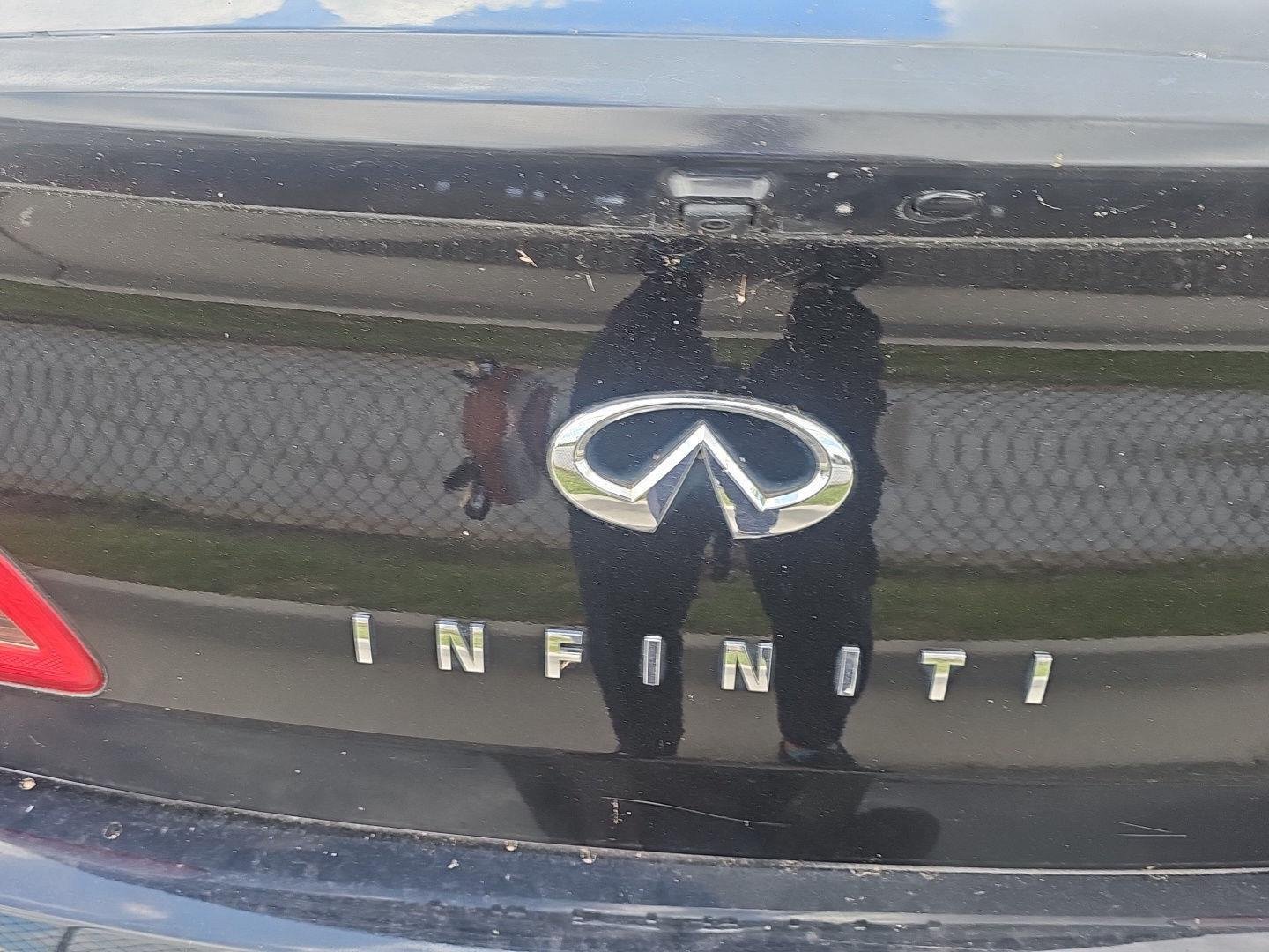 Used 2012 Black Obsidian INFINITI Journey image 9