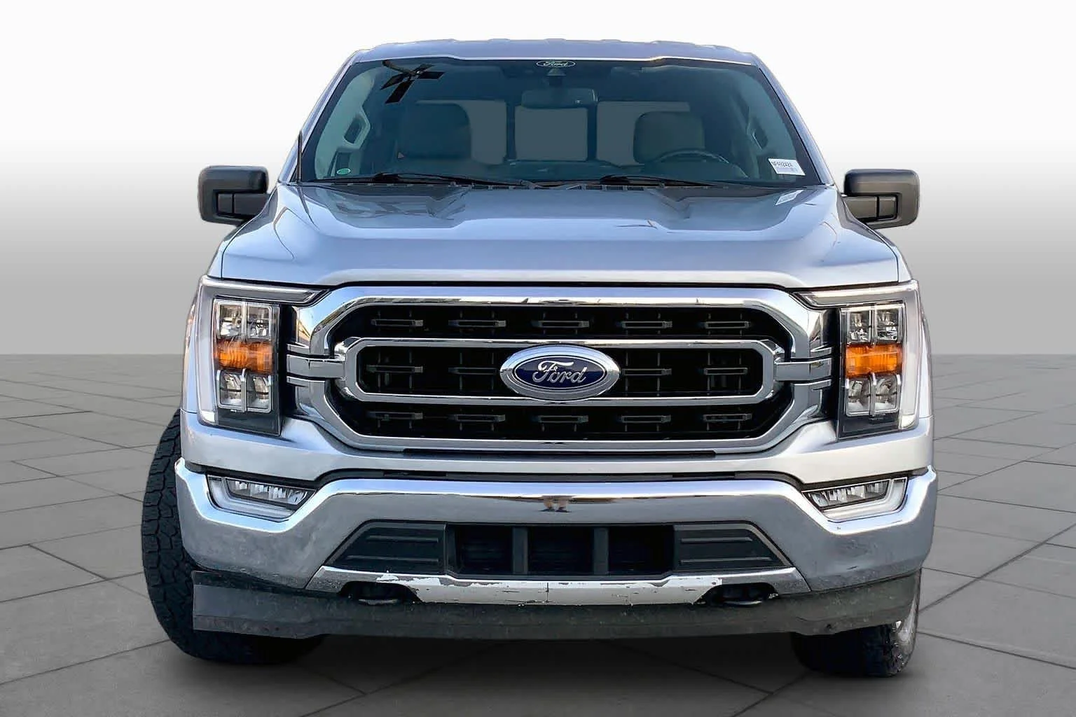 Used 2022 Iconic Silver Metallic Ford XLT image 4