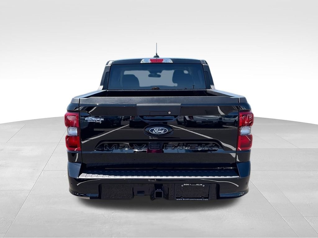 New 2026 Shadow Black Ford Maverick Lobo™ image 7