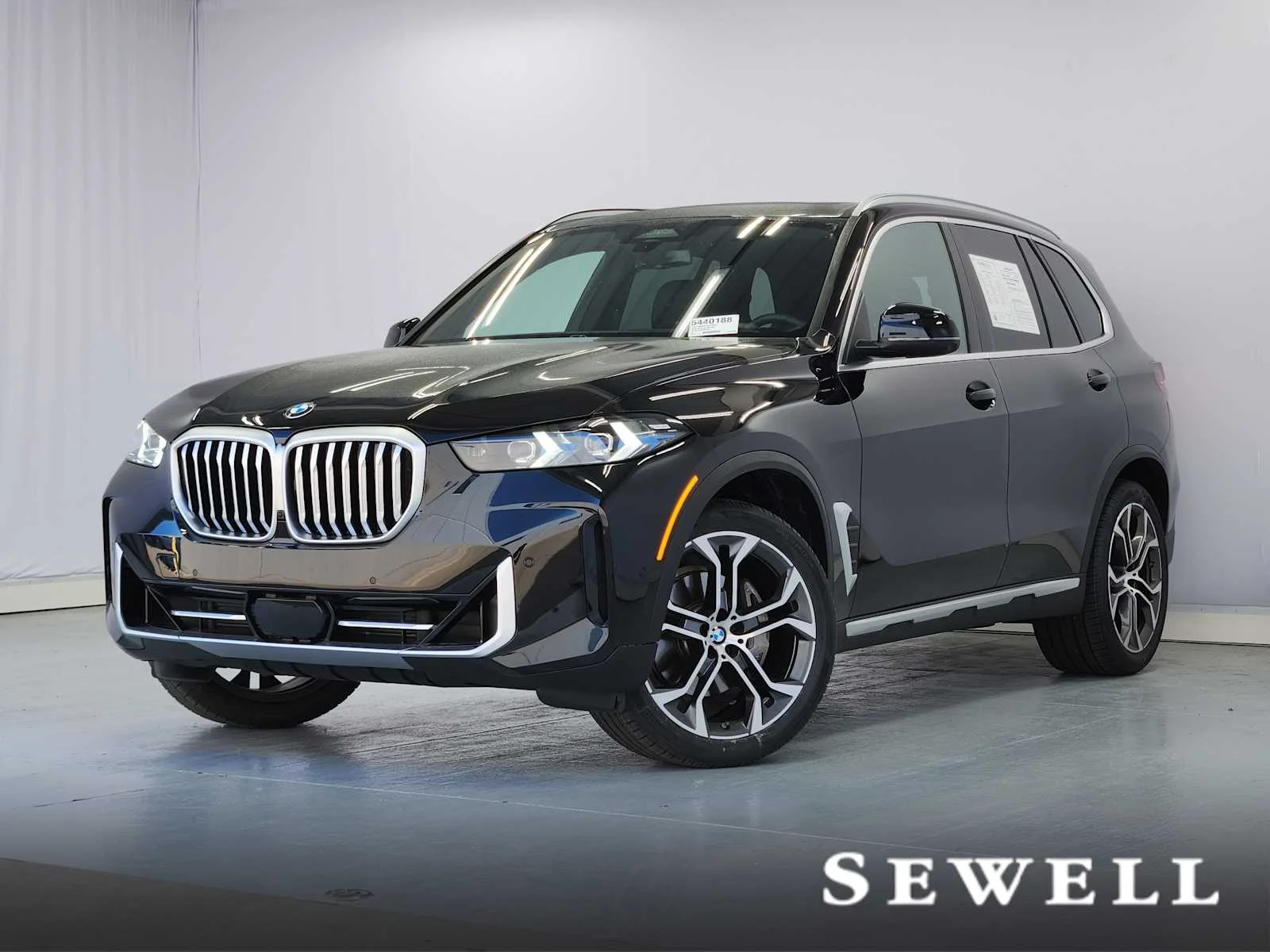 2026 BMW X5 sDrive40i's photo