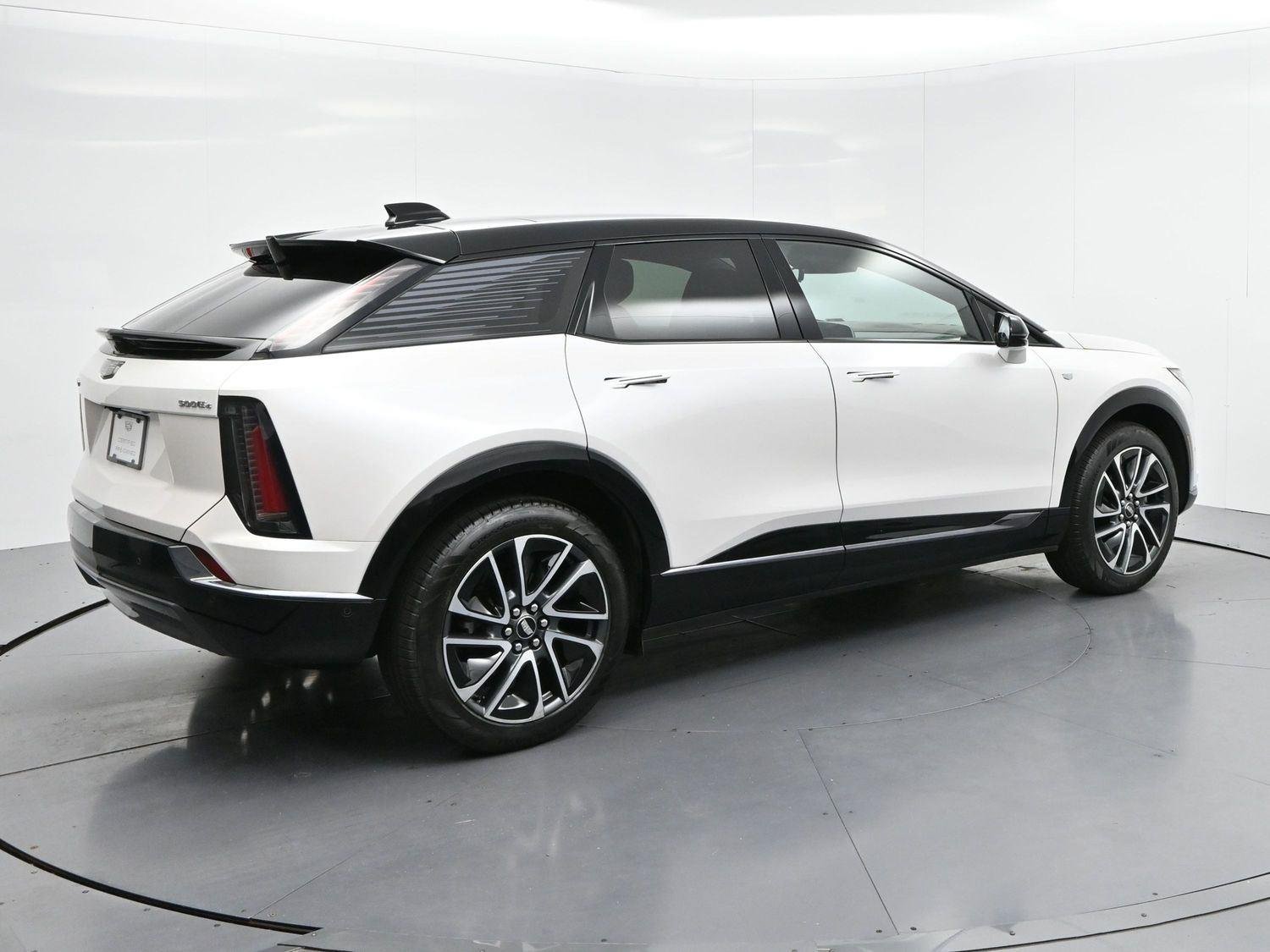 Used 2025 Crystal White Tricoat Cadillac Sport 1 image 7