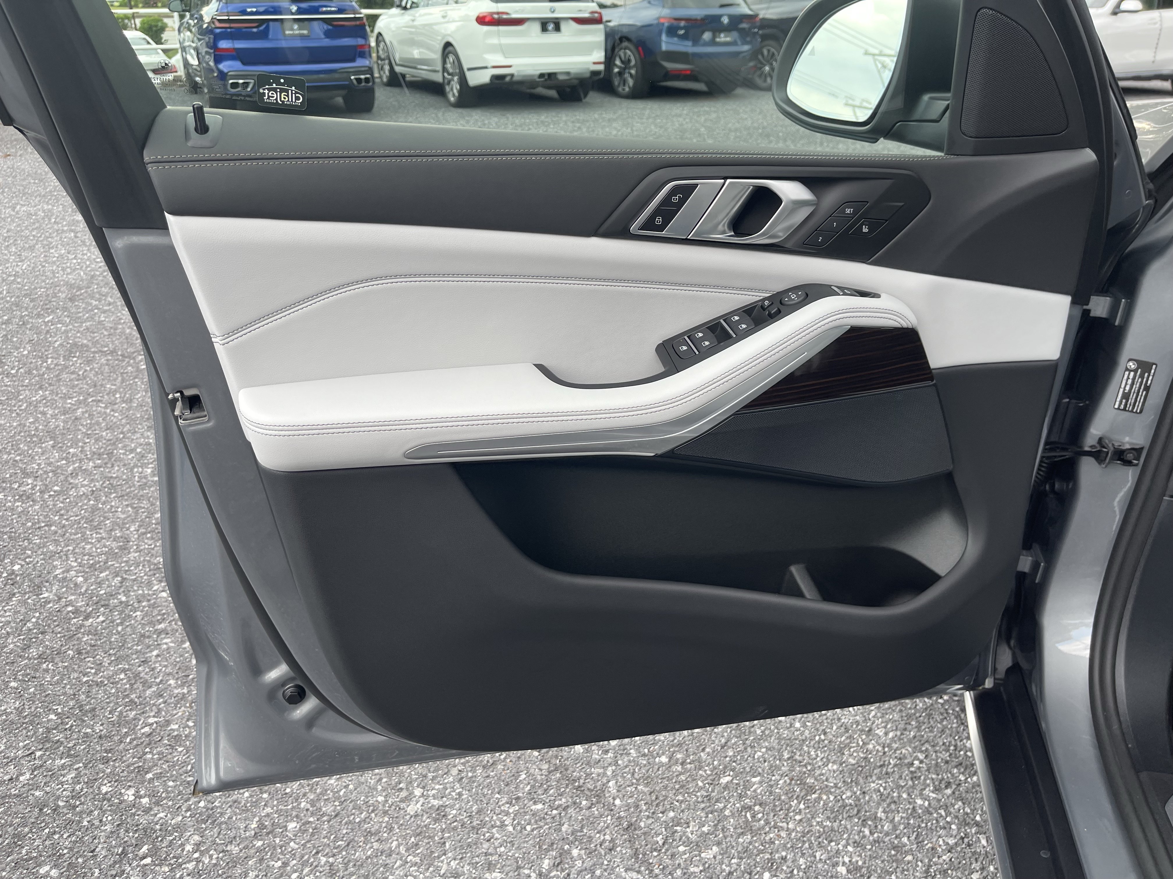 Certified Used 2025 Skyscraper Grey Metallic BMW xDrive40i image 10