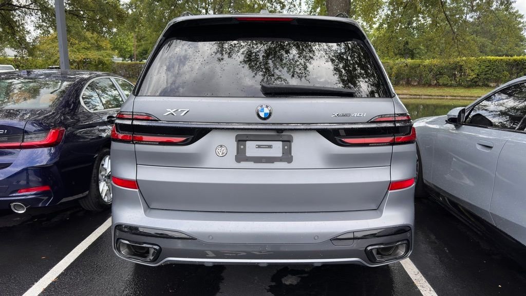 Used 2025 Frozen Pure Grey Metallic BMW xDrive40i image 6