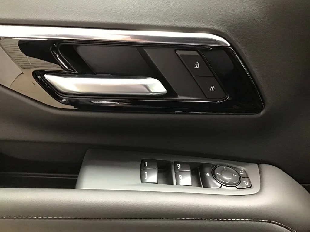 2026 Chevrolet Tahoe LS - Photo 17