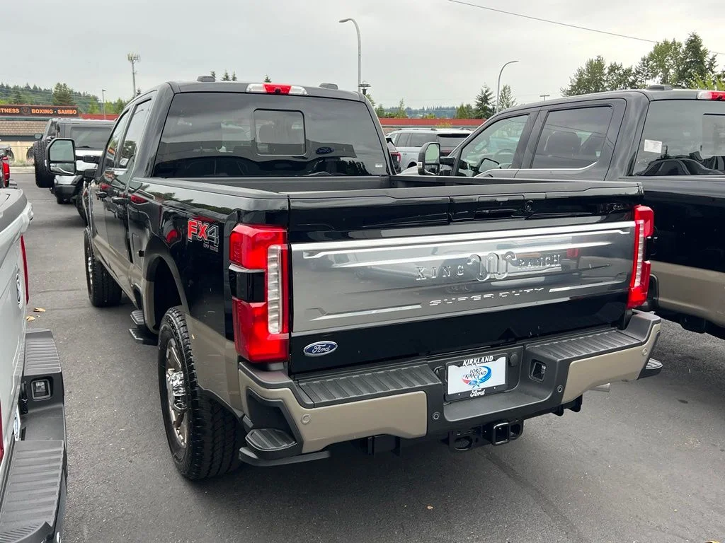 New 2026 Agate Black Metallic Ford F-250® King Ranch® image 8