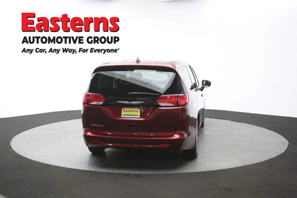 Used 2023 Red Chrysler LX image 38