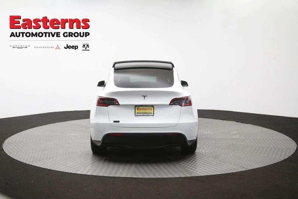 Used 2021 White Tesla Long Range image 33