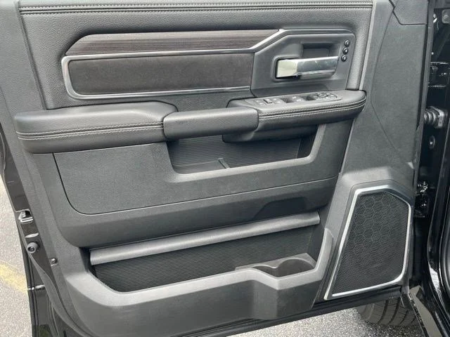 2025 RAM 2500 Laramie - Photo 13