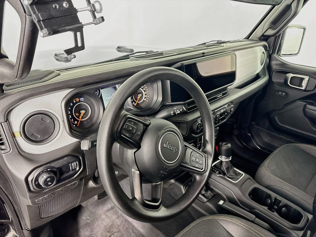Used 2024 Gray Jeep Sport image 4