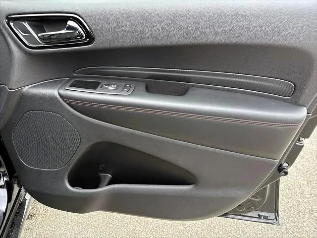 New 2026 Diamond Black Clear-Coat Exterior Paint Dodge GT PLUS image 9