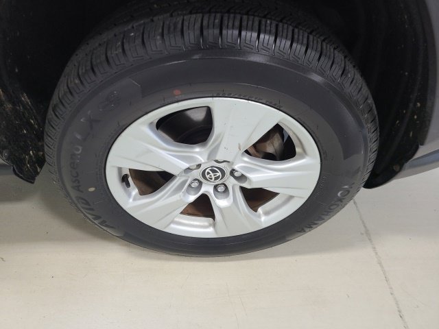 Certified Used 2020 Magnetic Gray Metallic Toyota Hybrid LE image 34