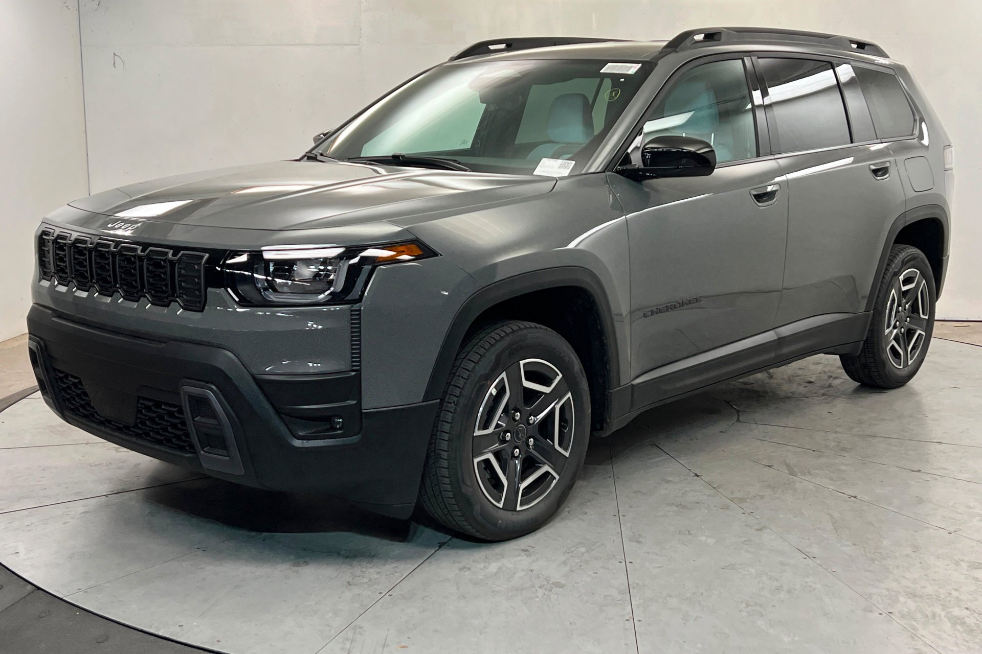 2026 Jeep Cherokee Laredo HEV 4X4's photo
