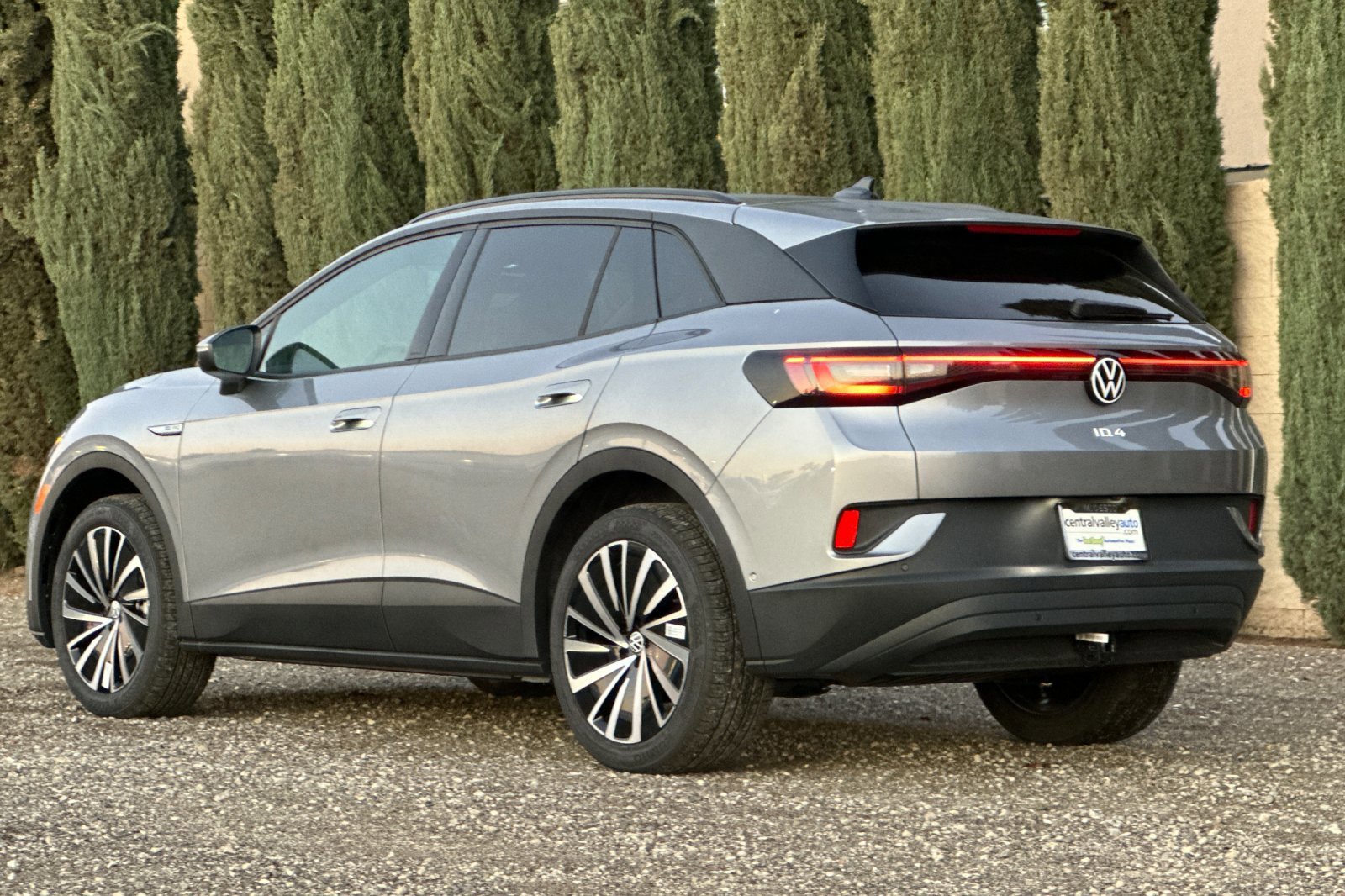 New 2026 Silver Mist Metallic Volkswagen Pro image 6