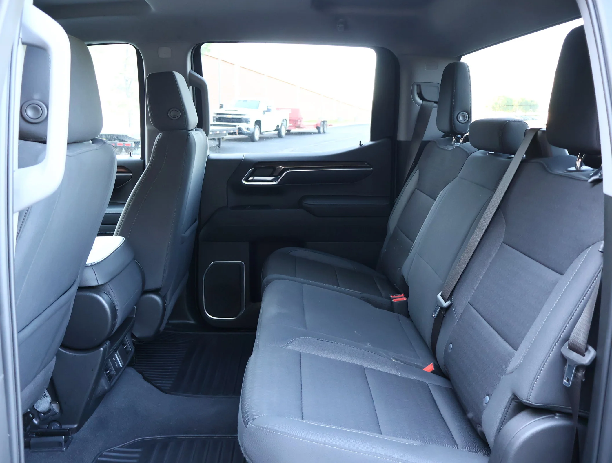 Used 2023 Dark Ash Metallic Chevrolet LT (2FL) image 21