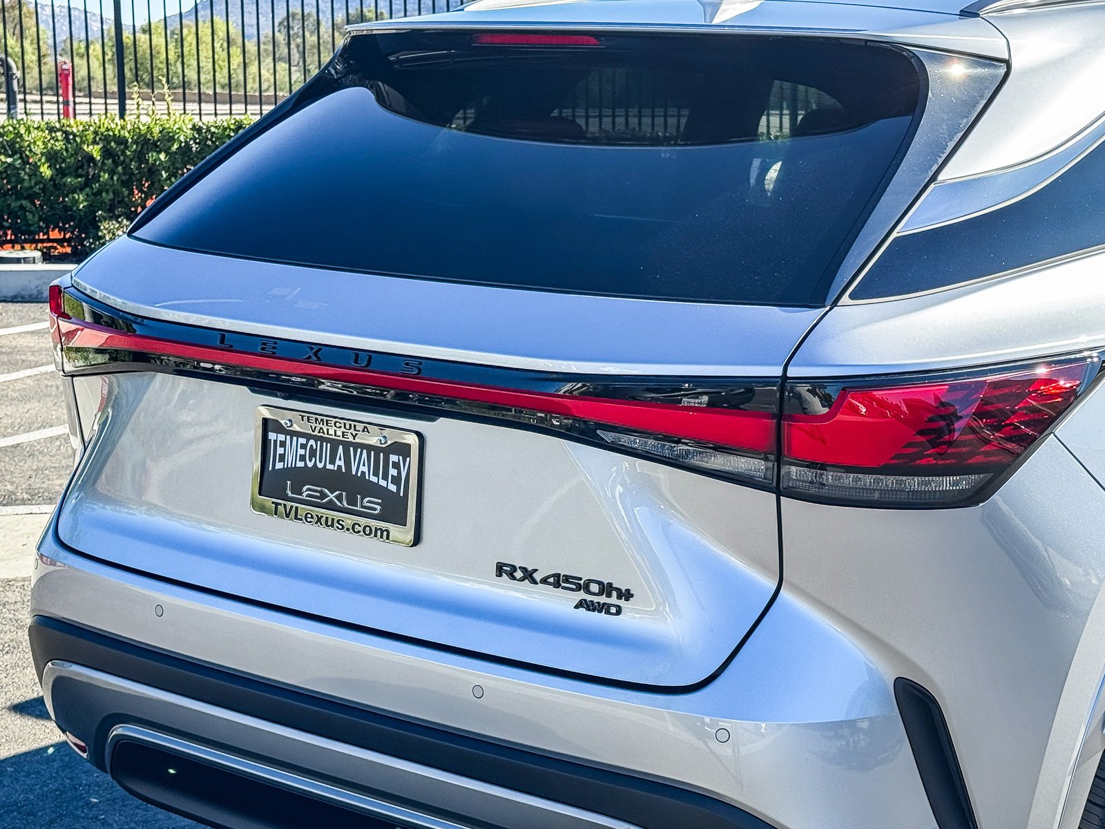 New 2026 Iridium Lexus RX 450h+ PREMIUM AWD image 8