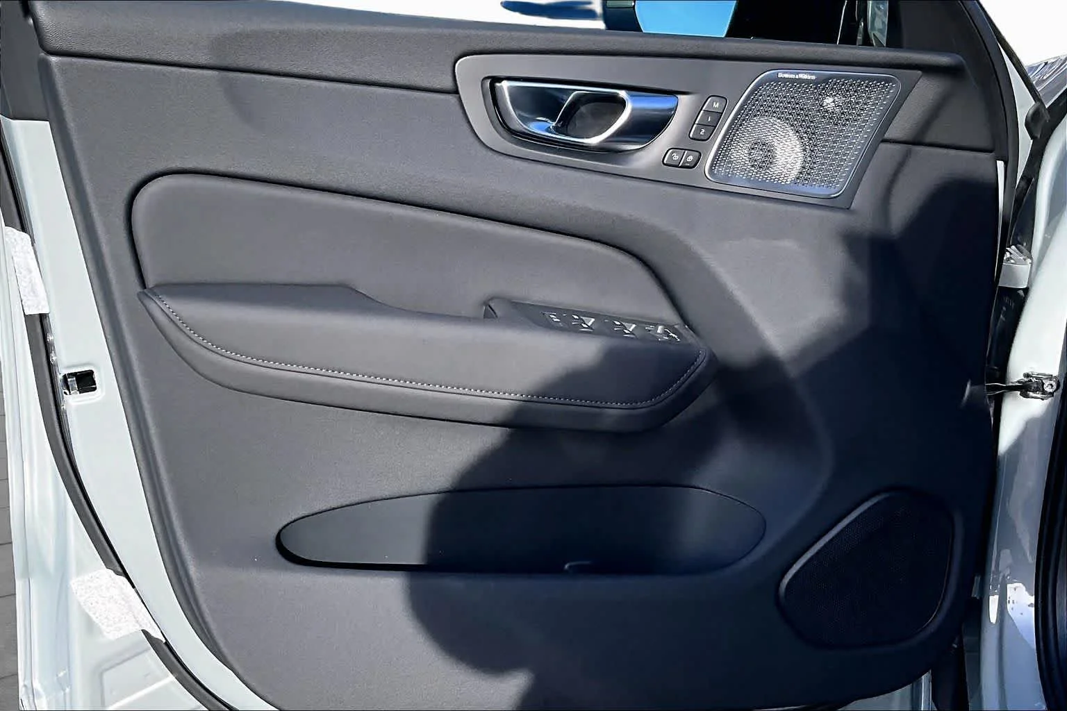 New 2026 Vapour Grey Volvo Ultra image 11
