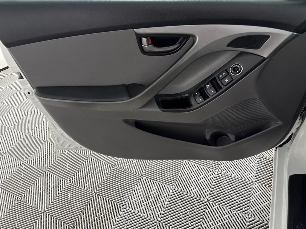 2014 Hyundai Elantra SE - Photo 10