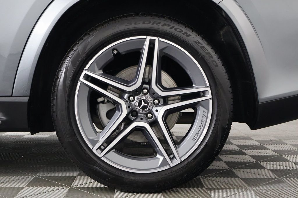 Certified Used 2026 Selenite Gray Metallic Mercedes-Benz GLS 450 image 17