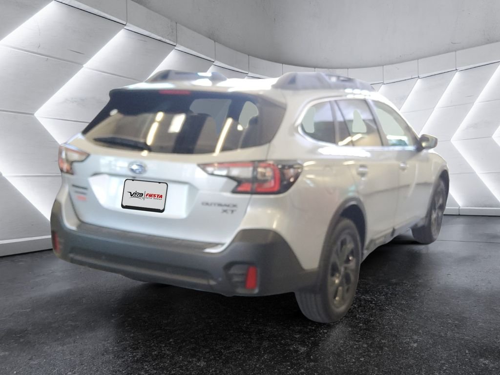 Used 2021 Silver Subaru Onyx Edition XT image 4