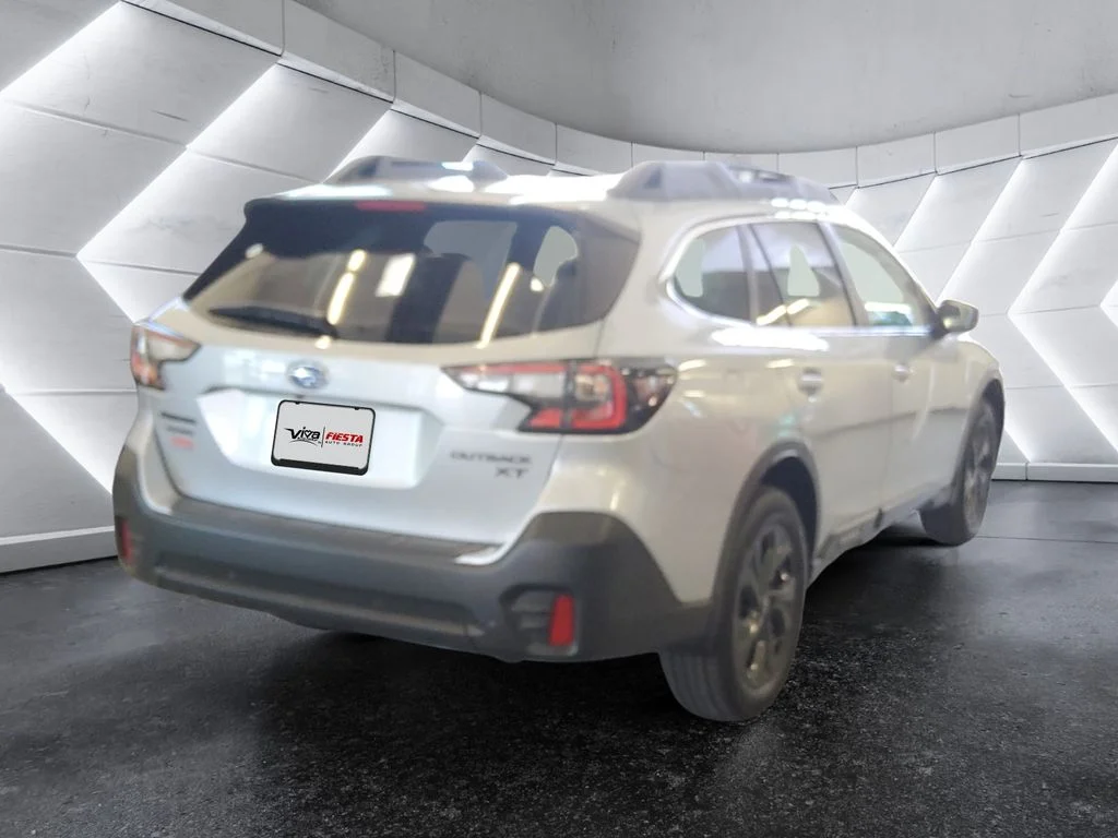 Used 2021 Silver Subaru Onyx Edition XT image 4