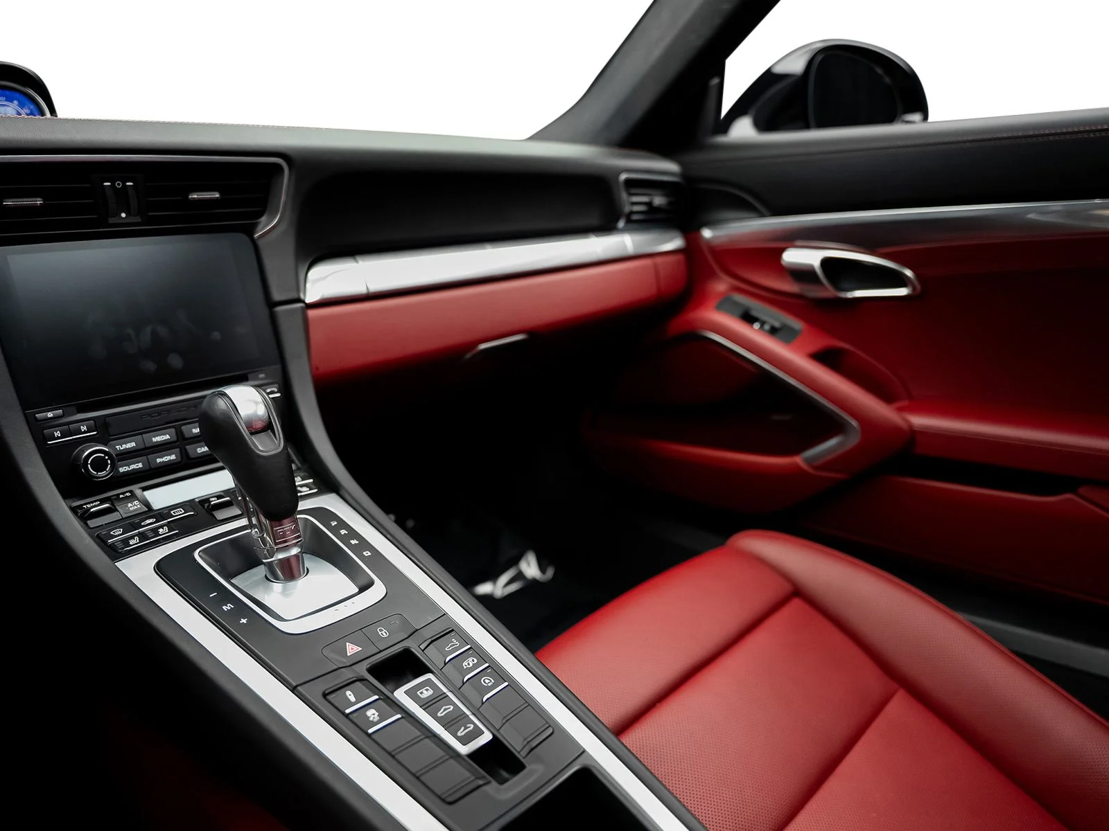 Used 2019 Black Porsche Carrera S image 41