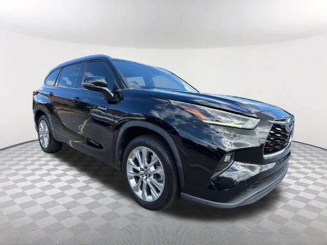 Used 2021 Black Toyota Hybrid Platinum image 3
