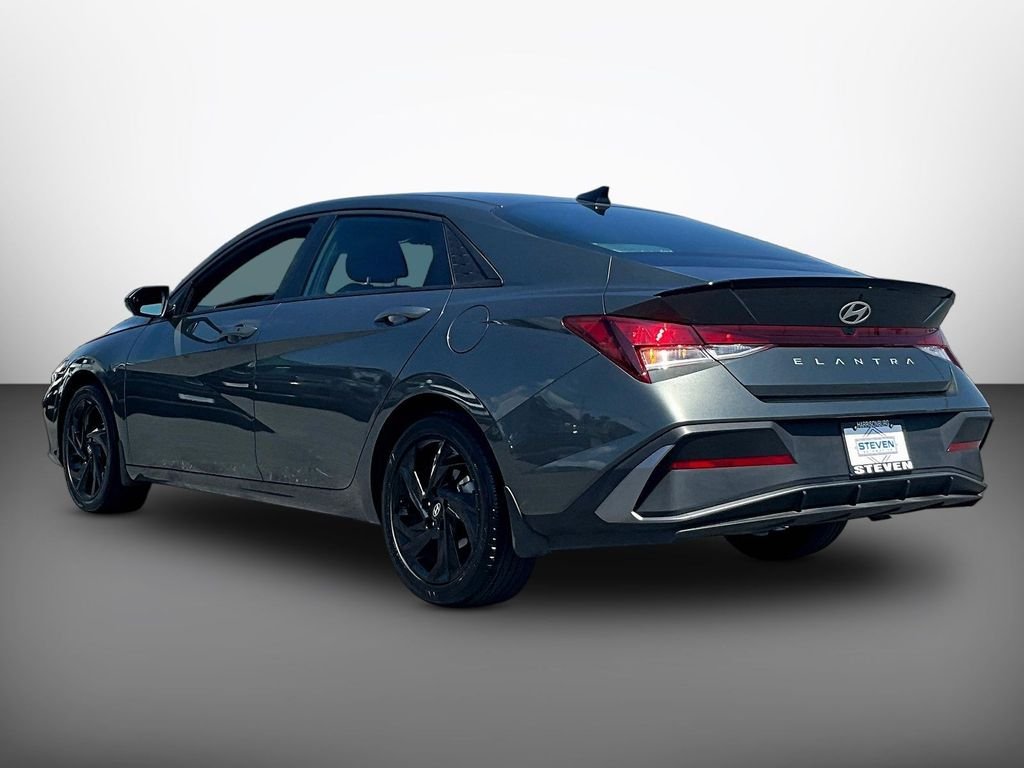 Certified Used 2026 Gray Hyundai SEL Sport image 4