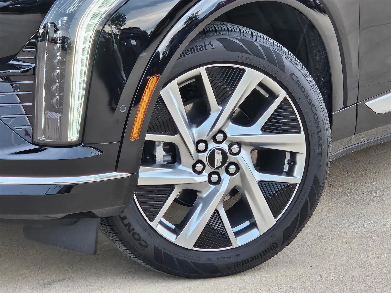 2026 Cadillac OPTIQ Luxury - Photo 7