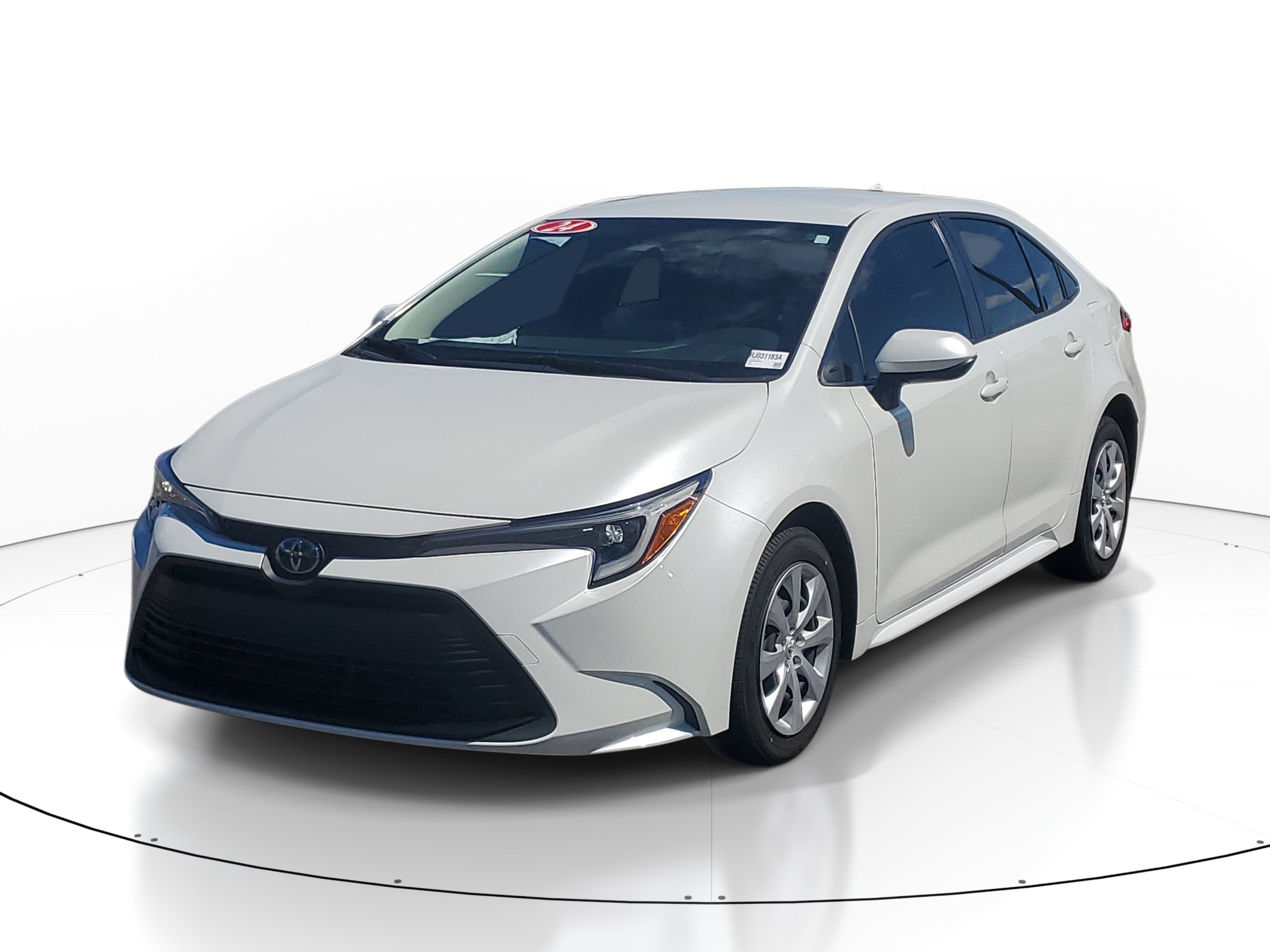 Used 2024 Wind Chill Pearl Toyota Hybrid LE image 2