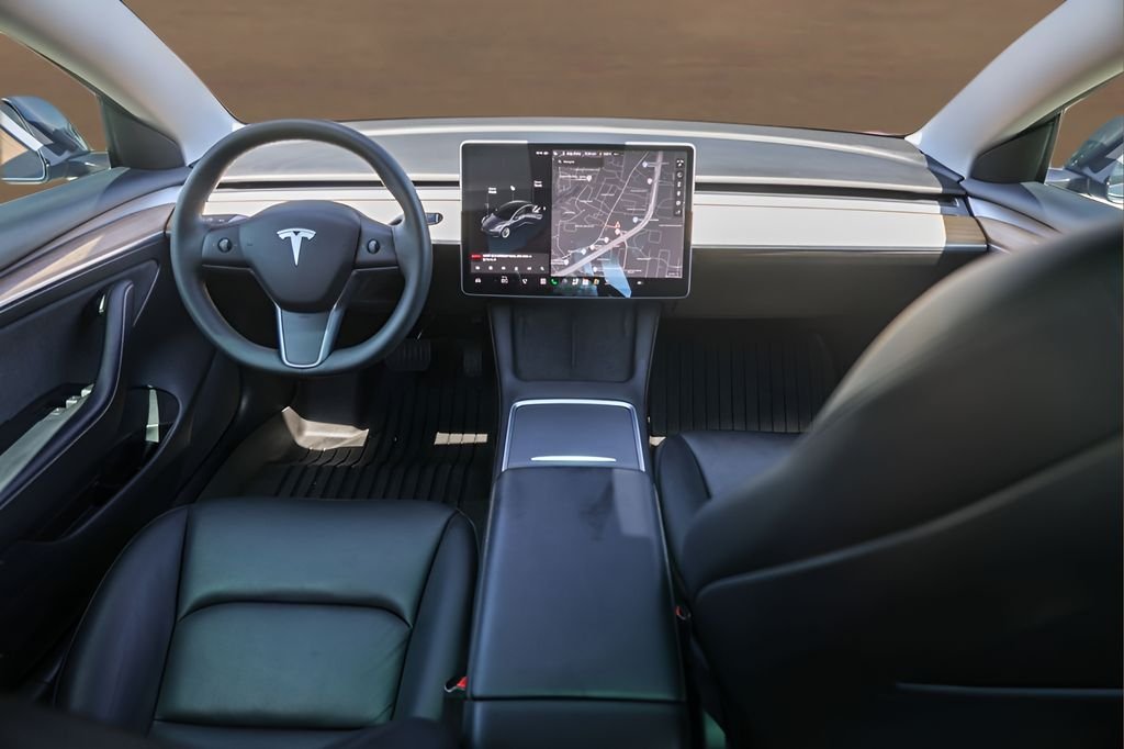 Used 2021 Silver Tesla Standard Range Plus image 22