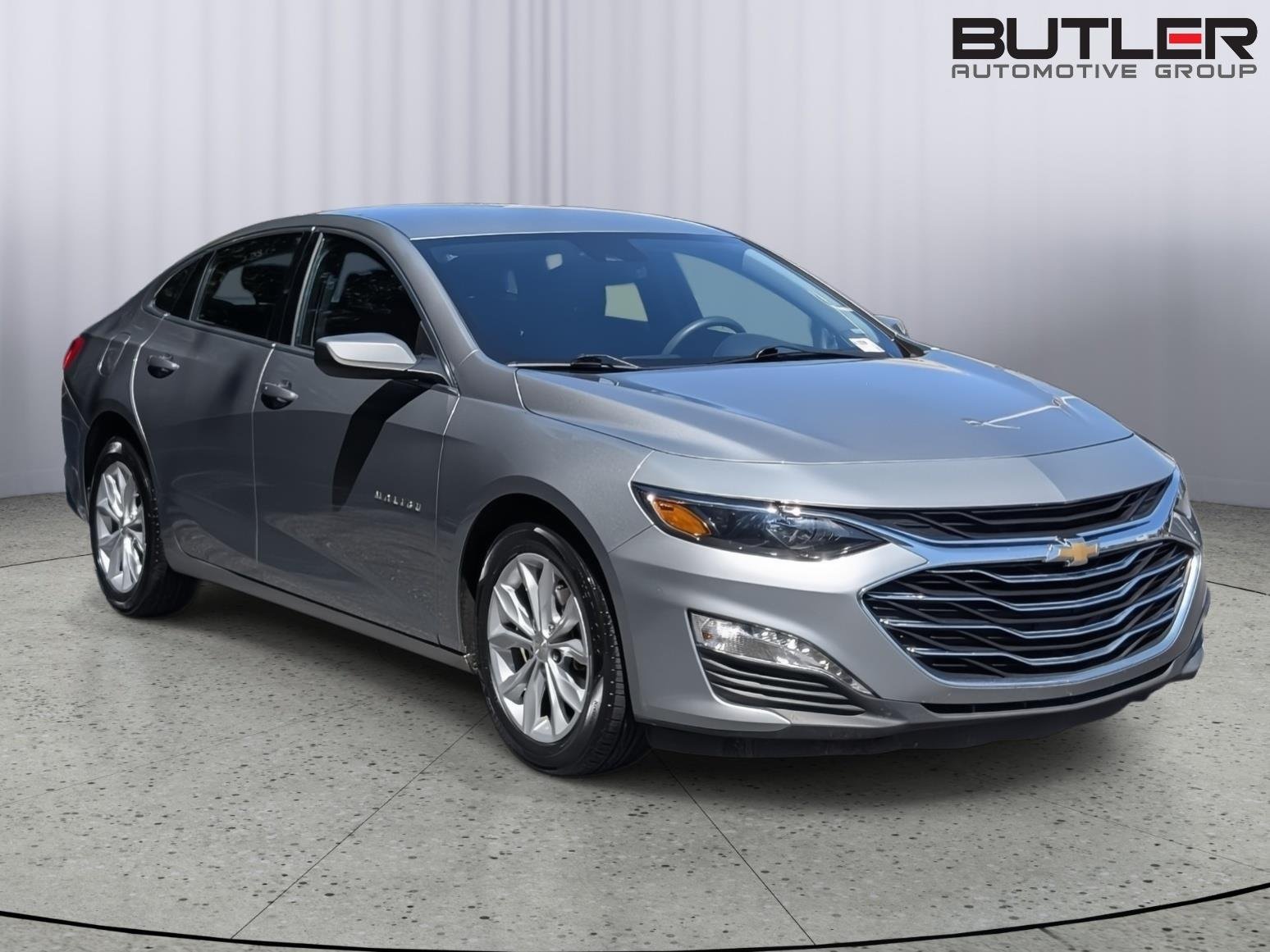 Used 2025 Sterling Gray Metallic Chevrolet LT image 6