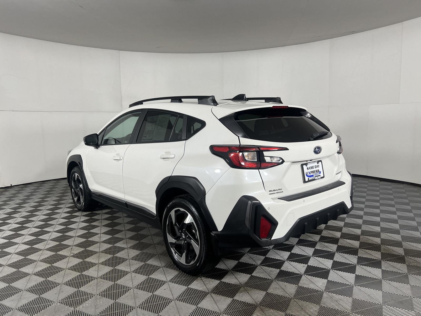 Used 2024 Crystal White Pearl Subaru Limited image 2