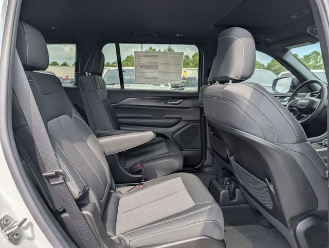 New 2026 Bright White Clearcoat Jeep Laredo image 31