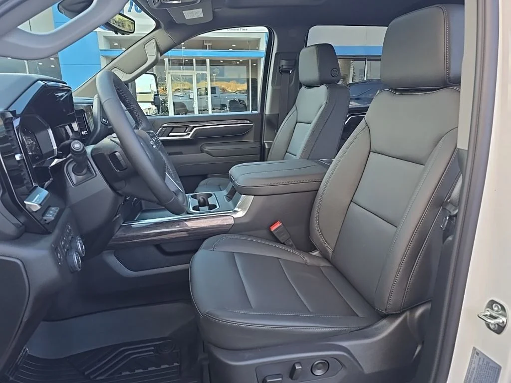 2026 Chevrolet Silverado 3500 HD LTZ - Photo 24