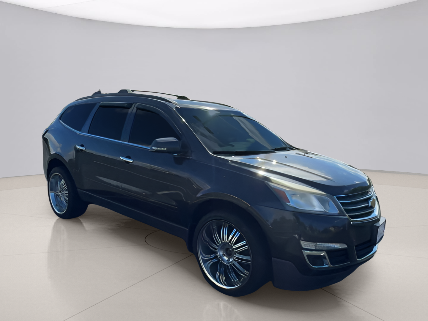 2017 Chevrolet Traverse 1LT photo 2