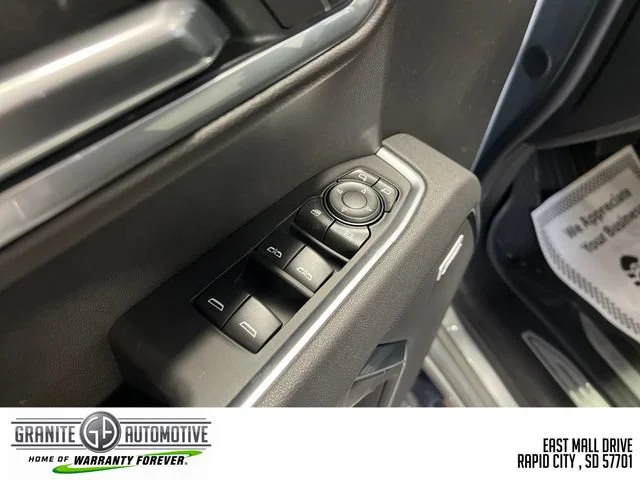 2026 GMC Sierra 1500 SLT - Photo 18