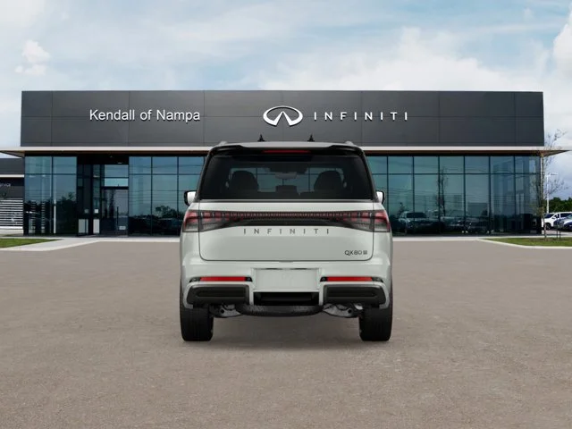New 2026 2T RADIANT WHIT INFINITI Autograph 4WD image 2