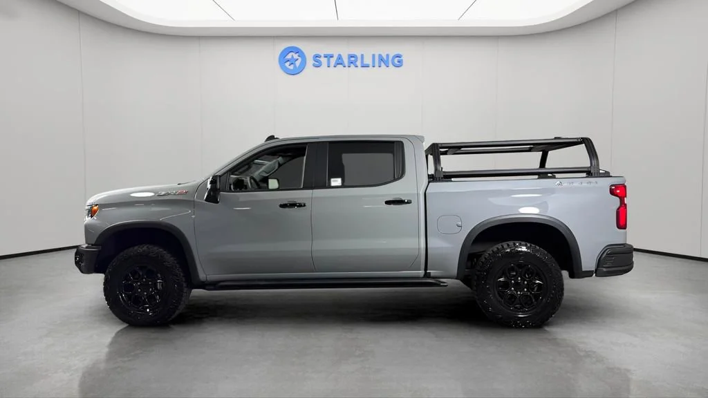 Used 2025 Slate Gray Metallic Chevrolet ZR2 image 3