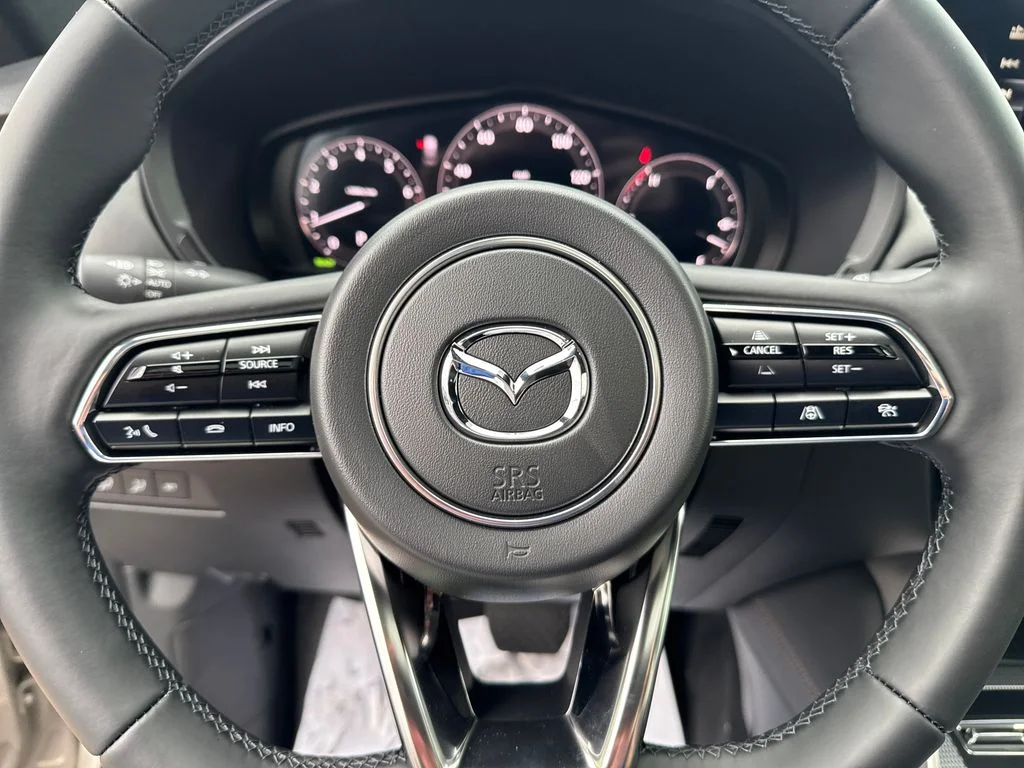 New 2026 Platinum Mazda 3.3 Turbo Premium Plus image 20