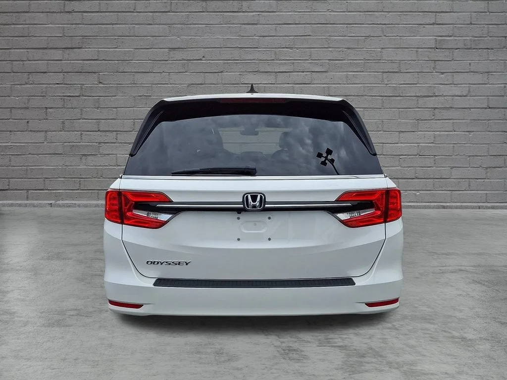 Used 2023 White Honda EX-L image 39