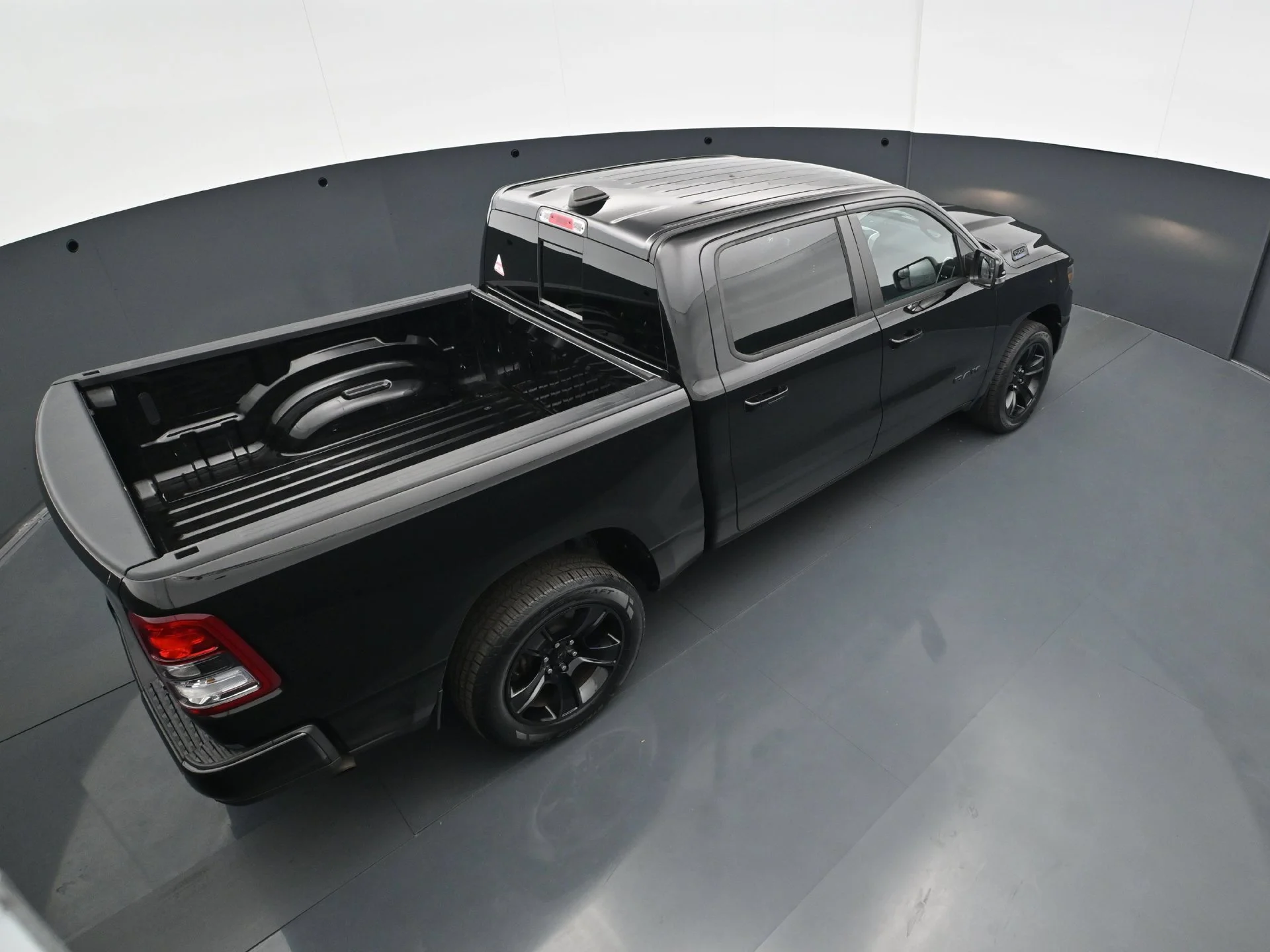 Used 2023 Diamond Black Crystal Pearlcoat Ram Big Horn/Lone Star image 41
